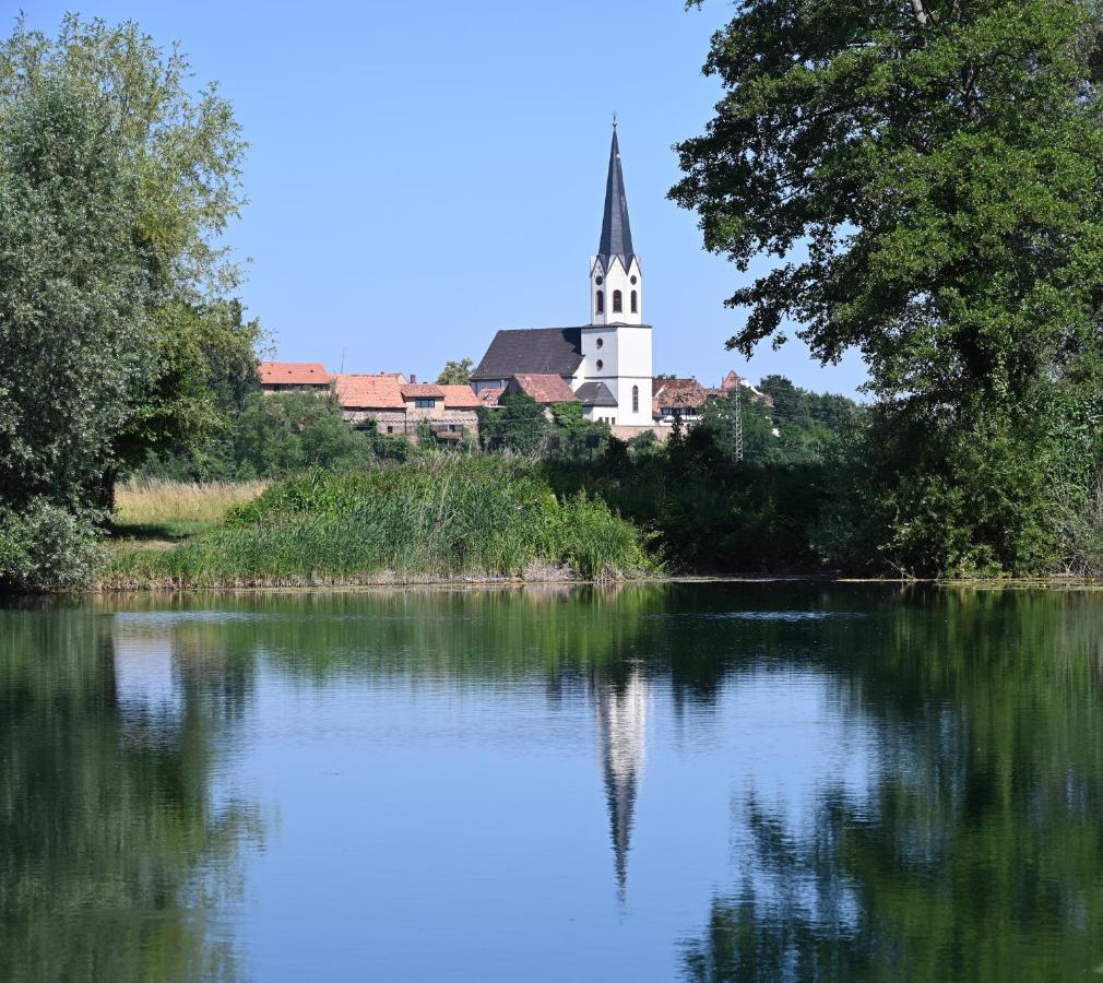 Ferienwohnung Gisela Jockgrim Экстерьер фото